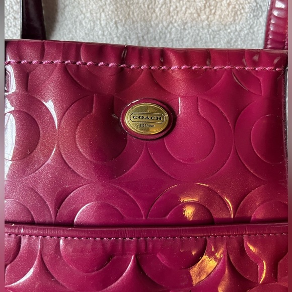 Coach Patent Leather Medium-Sized Tote Bag, Cranberry dark pink color - Picture 3 of 16